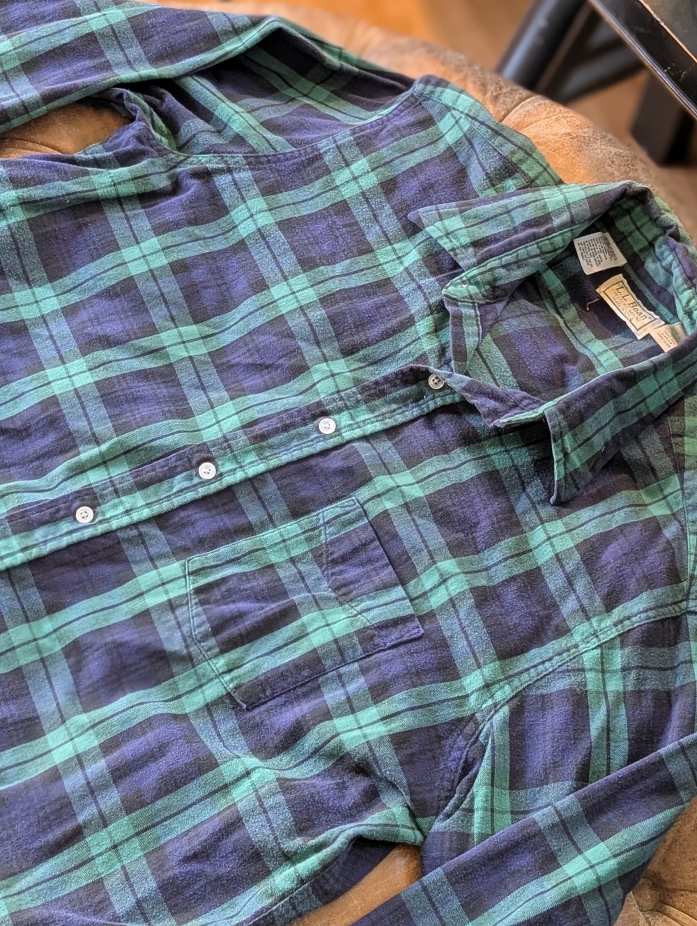 L.L. Bean Men's Vintage Classic Plaid Blue Green Button Down Cotton USA Large
